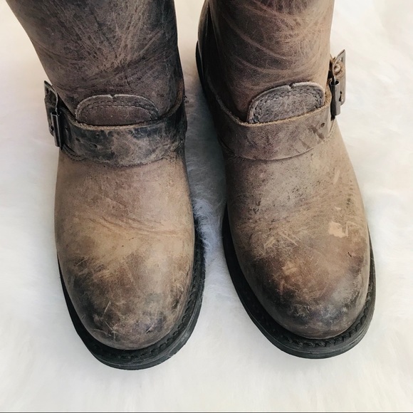 SOLD Frye Engineer 8R Oil Resistant Leather Boot - Picture 4 of 16